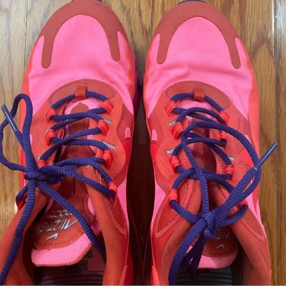 Nike Air Max 270 React in Mystic Red/Pink Blast/Habanero Red/Bright Crimson SZ 9 - Picture 14 of 15